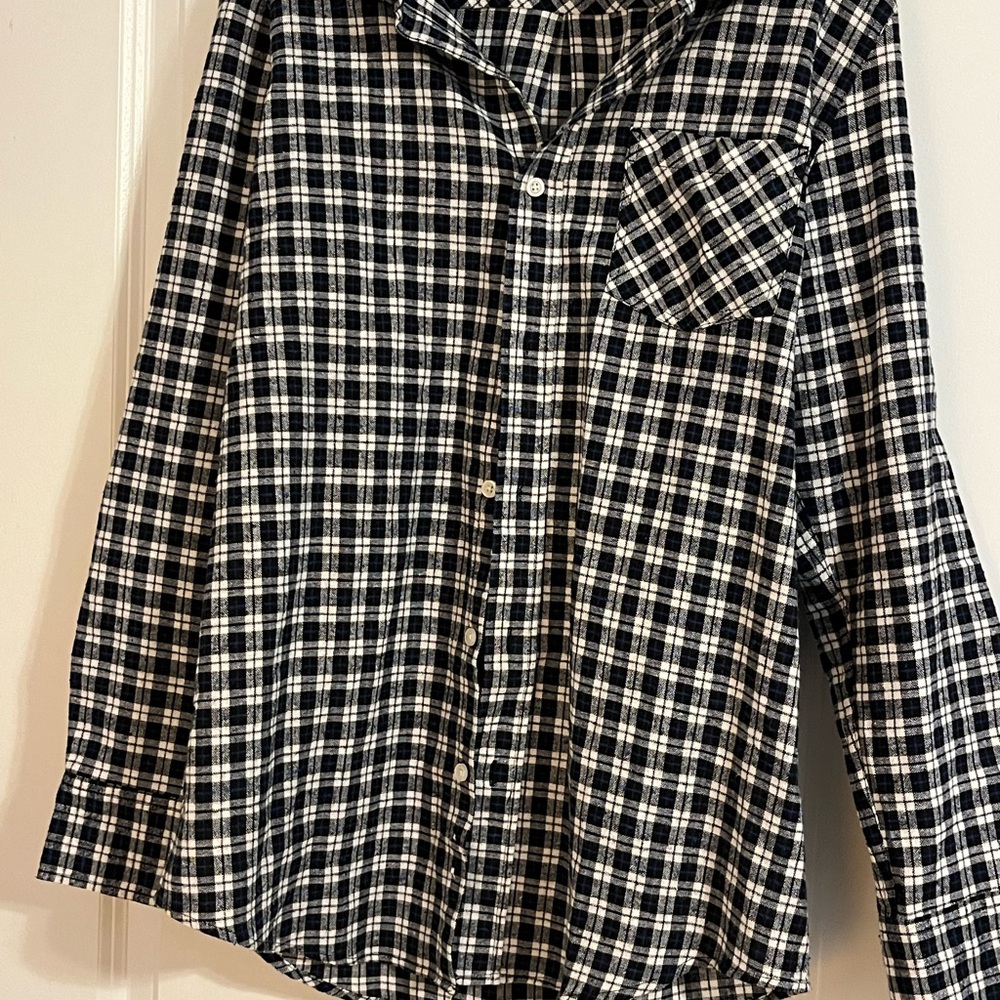 Activa Black and White Casual Button Down Shirt
